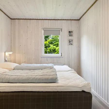 Holiday home Marli - 700m From The Sea By Interhome *